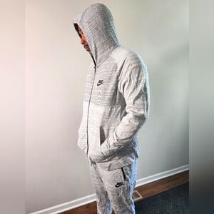 COPY: men's NIKE hooded jogger sweatsuit